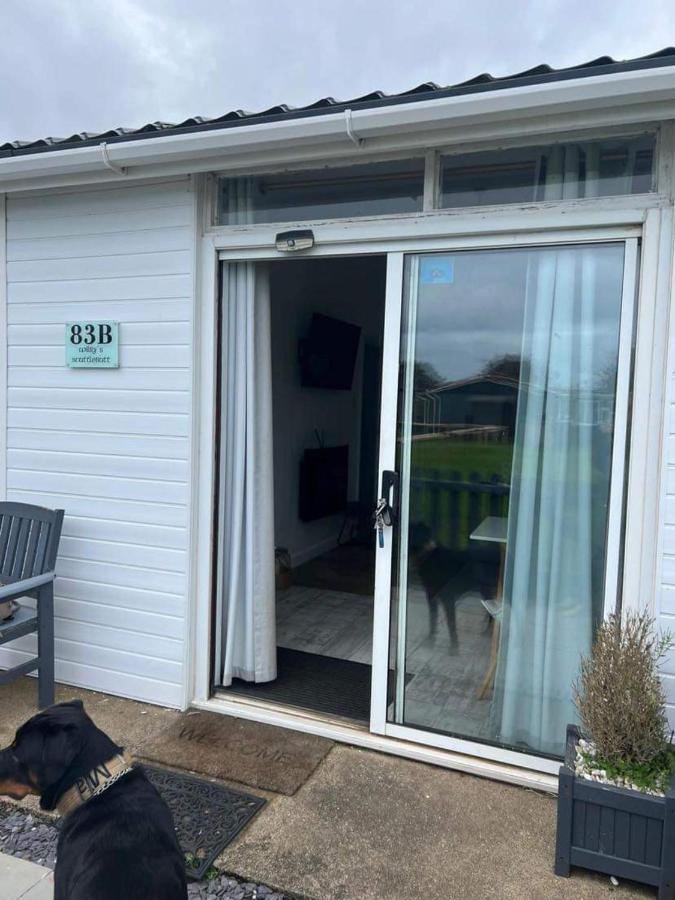 Stunning One Bed Modern & Contemporary Chalet Bridlington Exterior photo